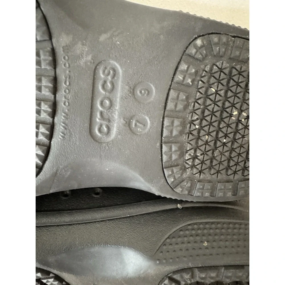 Crocs On The Clock LiteRide Work Slip-On Clogs Size‎ Men's 7 Womens 9 Black